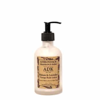 带 ADK 标签的 Balsam 薰衣草身体乳液瓶